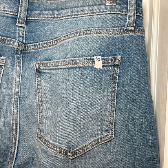 NWT Women’s Sneakpeek Barefoot Blue Slim Raw Hem Jeans Size 9 (29) - Picture 8 of 10